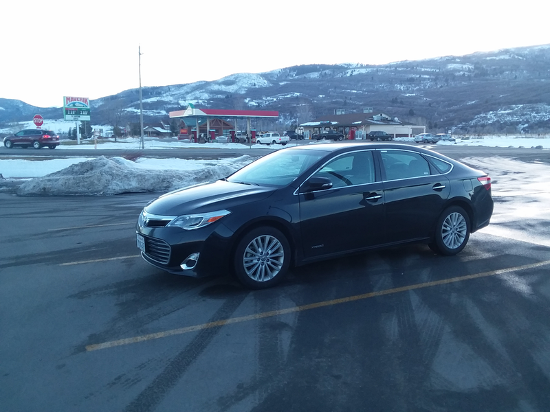 Illustration for article titled Utah is a cool place + Toyota Avalon Hybrid Review